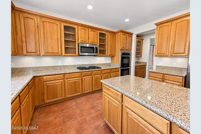 768 W Calle La Bolita, Sahuarita, AZ 85629 - Photo 5