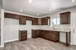 2215 N Walnut Ave, Tucson, AZ 85712 - Photo 7