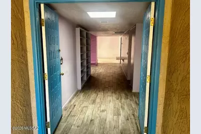 5742 N Camino Laguna, Tucson, AZ 85718 - Photo 3