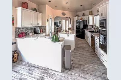 250 W Calle Lecho, Green Valley, AZ 85622 - Photo 17