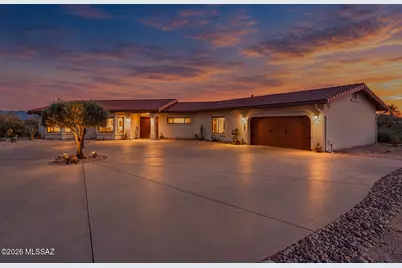 250 W Calle Lecho, Green Valley, AZ 85622 - Photo 1