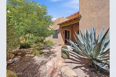 10414 E Jarod James Place, Tucson, AZ 85747 - Photo 5