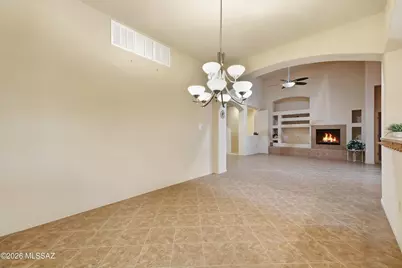10414 E Jarod James Place, Tucson, AZ 85747 - Photo 17