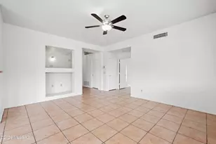 5497 S Wembly Rd, Tucson, AZ 85746 - Photo 5