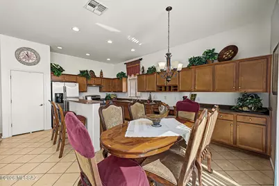 3651 S Desert Promenade Road, Tucson, AZ 85735 - Photo 9