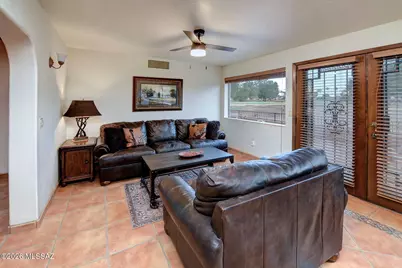 361 E Placita Idilio, Green Valley, AZ 85614 - Photo 11