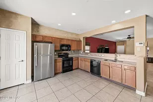 34408 S Spirit Ln, Red Rock, AZ 85145 - Photo 5