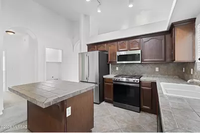 376 E Camino Del Abeto, Sahuarita, AZ 85629 - Photo 11