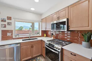 1560 E Chisholm Ln, Oro Valley, AZ 85755 - Photo 13
