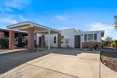 255 N Paseo De Los Conquistadores, Green Valley, AZ 85614 - Photo 1
