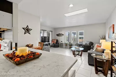 255 N Paseo De Los Conquistadores, Green Valley, AZ 85614 - Photo 17