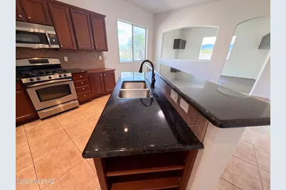 7030 W Fallen Sun Court, Tucson, AZ 85743 - Photo 9