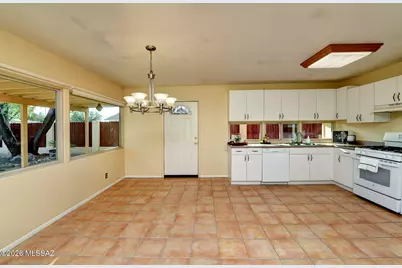 8360 E Lee Street, Tucson, AZ 85715 - Photo 5