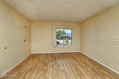 8360 E Lee Street, Tucson, AZ 85715 - Photo 9