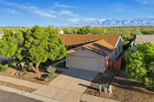 10131 E Hummingbird Meadow Way, Tucson, AZ 85747 - Photo 5