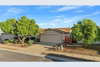 10131 E Hummingbird Meadow Way, Tucson, AZ 85747 - Photo 1