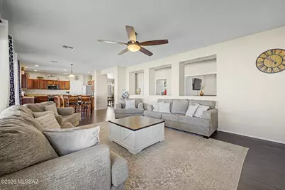 21164 E Patriot Lane, Red Rock, AZ 85145 - Photo 11