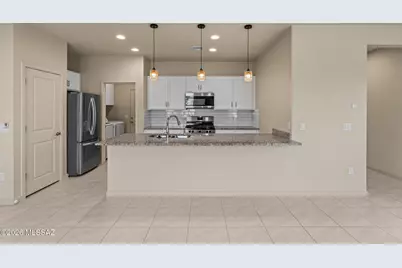 8833 N Sherry Cervi Way, Tucson, AZ 85743 - Photo 13