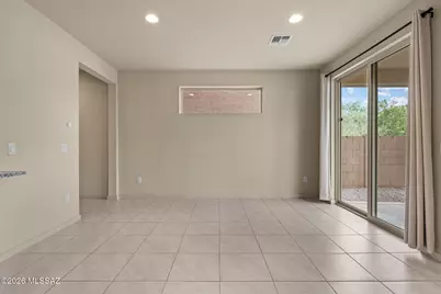 8833 N Sherry Cervi Way, Tucson, AZ 85743 - Photo 9