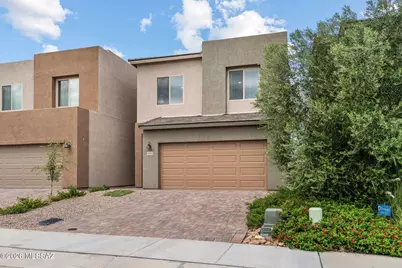 8833 N Sherry Cervi Way, Tucson, AZ 85743 - Photo 3