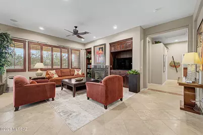 887 W Calle Artistica, Green Valley, AZ 85614 - Photo 5