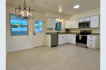 7136 E 38th Street, Tucson, AZ 85730 - Photo 5