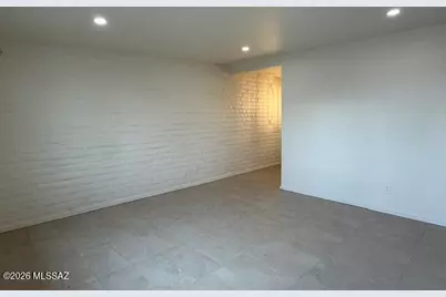 7136 E 38th Street, Tucson, AZ 85730 - Photo 3