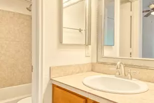 1810 E Blacklidge Dr, Tucson, AZ 85719 - Photo 13