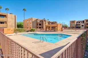 1810 E Blacklidge Dr, Tucson, AZ 85719 - Photo 25