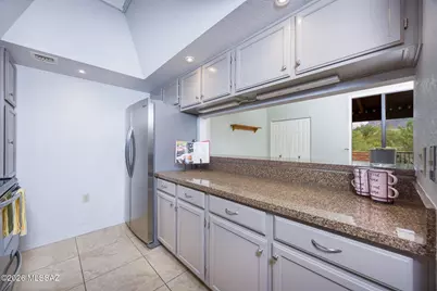 1738 W Dalehaven Circle, Tucson, AZ 85704 - Photo 5