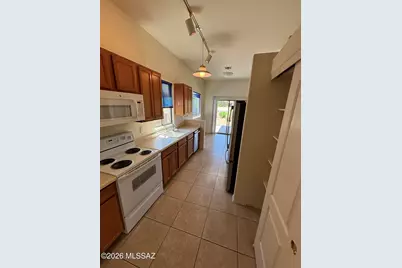 991 W VÃ­a De La Fonda, Green Valley, AZ 85614 - Photo 9
