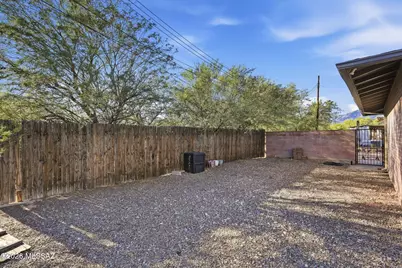 2621 N Swan Road, Tucson, AZ 85712 - Photo 43
