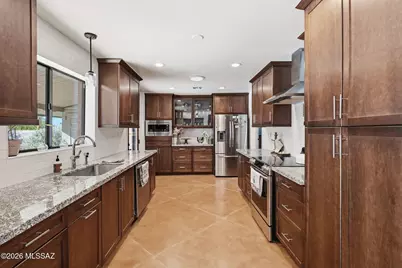 2621 N Swan Road, Tucson, AZ 85712 - Photo 13