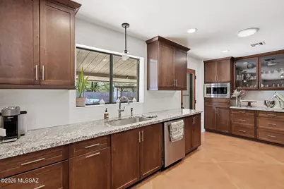 2621 N Swan Road, Tucson, AZ 85712 - Photo 17