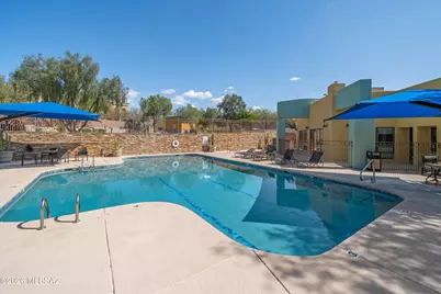 2431 E Autumn Flower Drive, Tucson, AZ 85718 - Photo 13