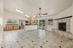 7324 W Timberleaf Dr, Tucson, AZ 85757 - Photo 13
