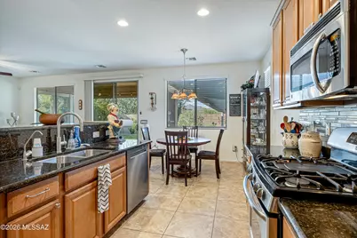 8215 N Willow View Drive, Tucson, AZ 85741 - Photo 19