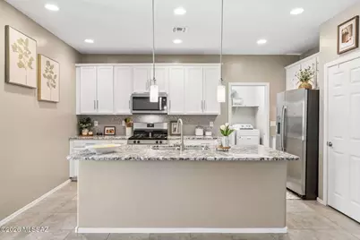 11595 W Boll Bloom Drive, Marana, AZ 85653 - Photo 9