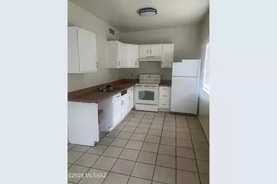 2031 E Eastland Street, Tucson, AZ 85719 - Photo 3