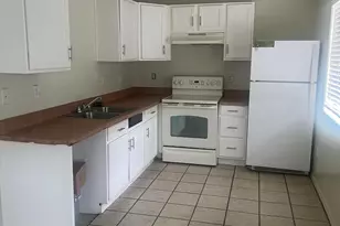 2031 E Eastland St, Tucson, AZ 85719 - Photo 3