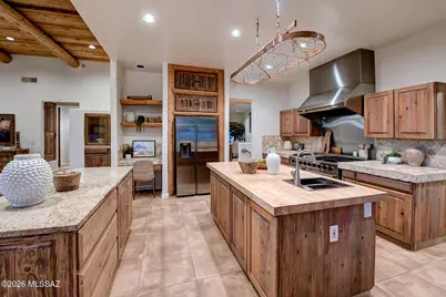 6210 N Paseo Zaldivar, Tucson, AZ 85750 - Photo 11