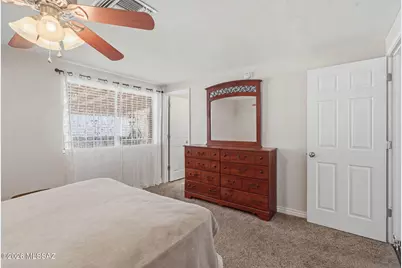 2501 W Vereda De Gente, Tucson, AZ 85746 - Photo 35