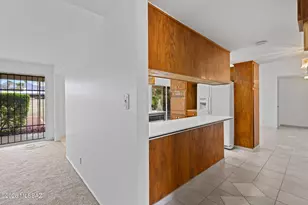 6931 E Edgemont St, Tucson, AZ 85710 - Photo 11