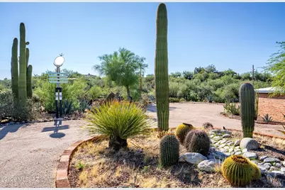 4625 N Flecha Drive, Tucson, AZ 85718 - Photo 7