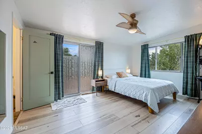 2402 W Wagon Wheel Drive, Tucson, AZ 85745 - Photo 15