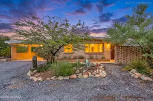 2402 W Wagon Wheel Dr, Tucson, AZ 85745 - Photo 1