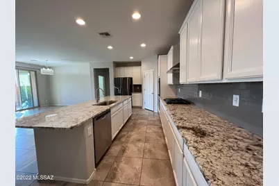 11571 W Boll Bloom Drive, Marana, AZ 85653 - Photo 7