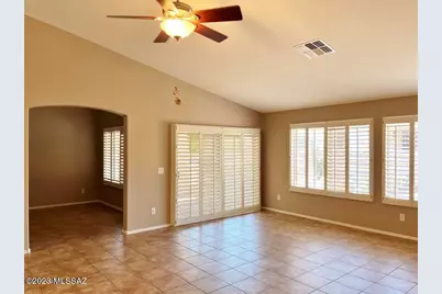 2050 E Cypress Canyon Drive, Green Valley, AZ 85614 - Photo 5