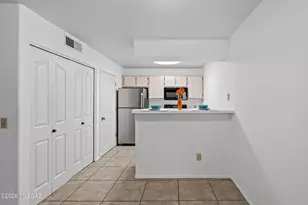 5751 N Kolb Rd, Tucson, AZ 85750 - Photo 5