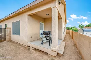 6204 S Blue Water Dr, Tucson, AZ 85706 - Photo 5